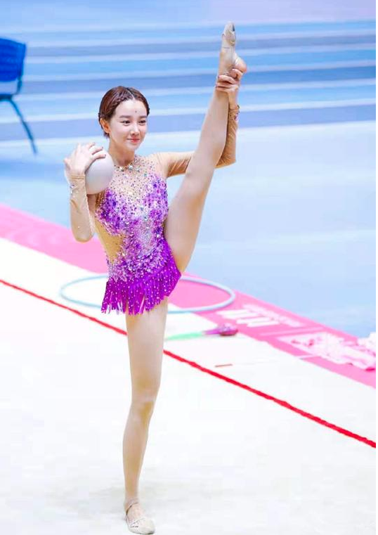 差點被選進國家隊！泳壇第一美女「因發育太好」被迫退役　轉行當演員「一角色爆紅」：以前因身材自卑...
