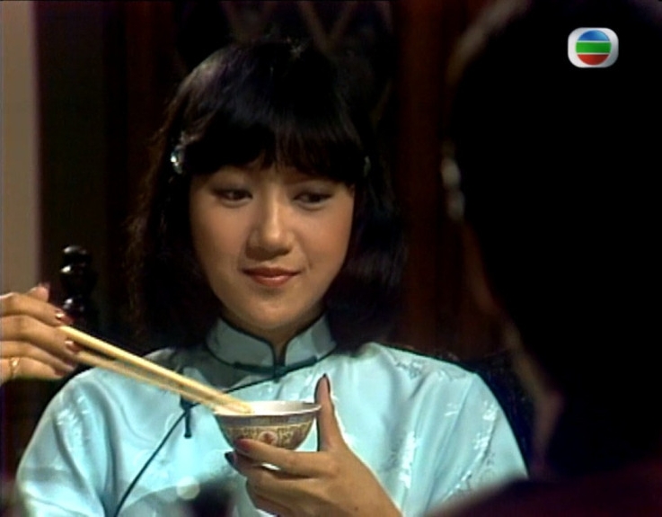 幕前消失30年！資深女星「閃嫁台灣富商生2女」移民紐西蘭　「罕現身好友聚會」一身星味藏不住