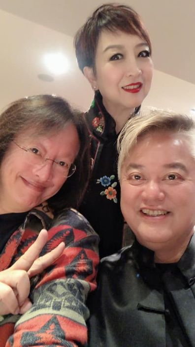 幕前消失30年！資深女星「閃嫁台灣富商生2女」移民紐西蘭　「罕現身好友聚會」一身星味藏不住