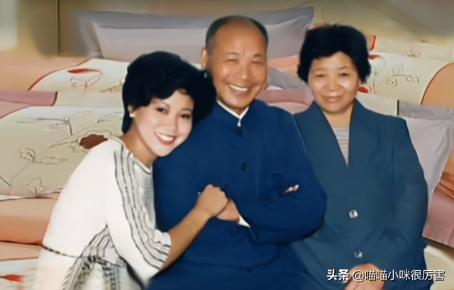 喪夫12年！資深女歌手「把公婆當親生照顧」用大愛撐起家　「女兒是主心骨」拒絕改嫁