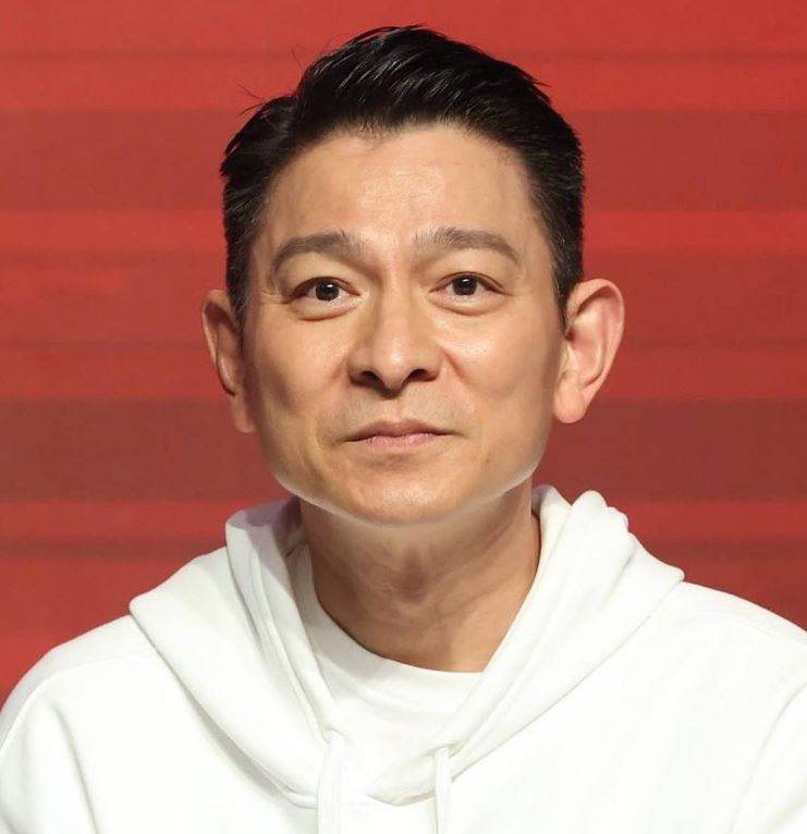 法號慧果居士！劉德華「在台皈依佛門」師父是已故的他　茹素10多年「開金嗓結善緣」主動回報師恩