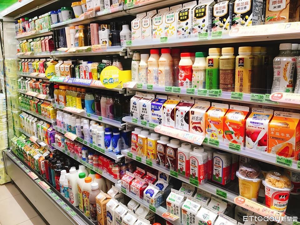 才20幾歲!男大生「連吃超商4個月」竟洗腎 營養師嘆「不是吃太鹹」真相震驚全網:這組合超常見