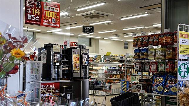 才20幾歲!男大生「連吃超商4個月」竟洗腎 營養師嘆「不是吃太鹹」真相震驚全網:這組合超常見