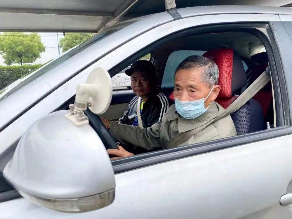 大病一場後！6旬夫妻「賣房湊310萬」任性自駕游　剛開始很瀟灑「三個月不到」痛悔不已