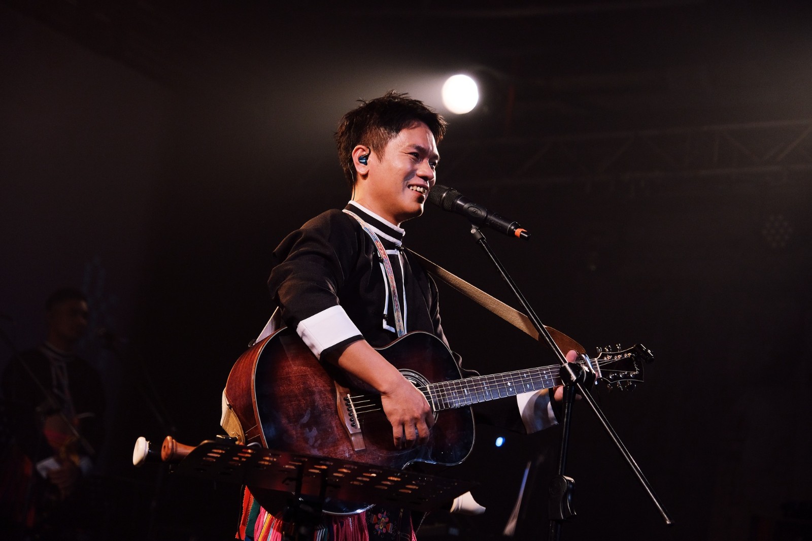 恐懼人群！金曲歌王「自爆當過殯葬樂師」：想躲起來　認了很自卑「厲害的人都在台北」