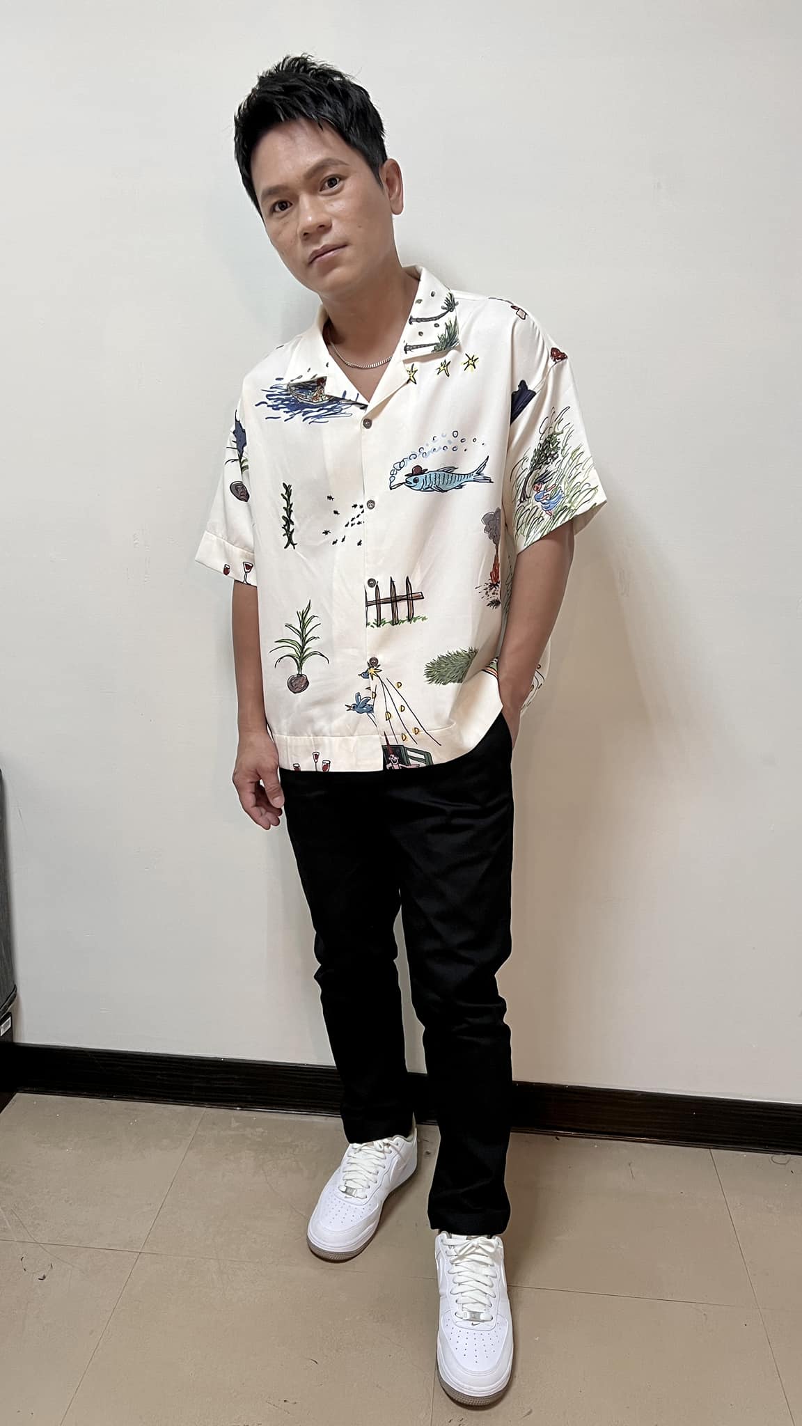 恐懼人群！金曲歌王「自爆當過殯葬樂師」：想躲起來　認了很自卑「厲害的人都在台北」