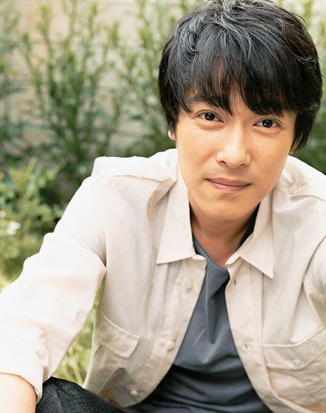 交往3個月就結婚！47歲資深女星「嫁高學歷大咖演員」　私下卻超節儉「騎腳踏車外出購物」