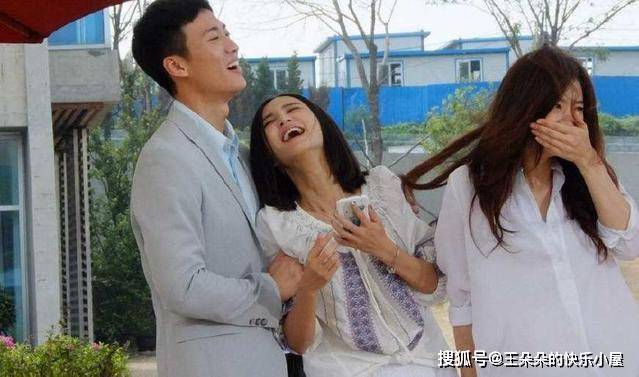 老婆不在身邊！「她閨蜜突然向我表白」被我直接拒絕　某天在「車座椅下發現一物」我卻糾結了