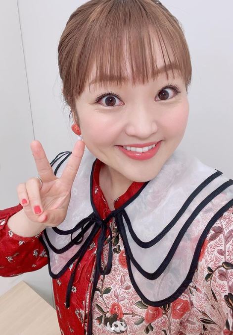 3歲愛女患腦麻！知名女諧星「笑容背後藏悲傷」緊牽孩子手　每天努力復健「照片曝光暖哭萬人」