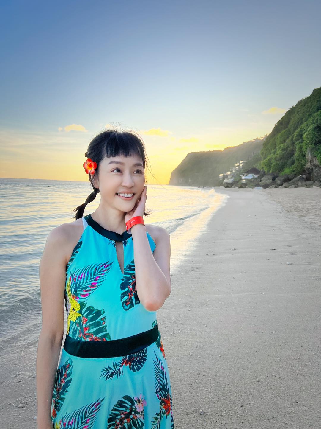 治病燒掉百萬！48歲女星「癌末仍出國度假」：就是為了開心　坦承恐懼「壞消息頻傳」仍積極面對