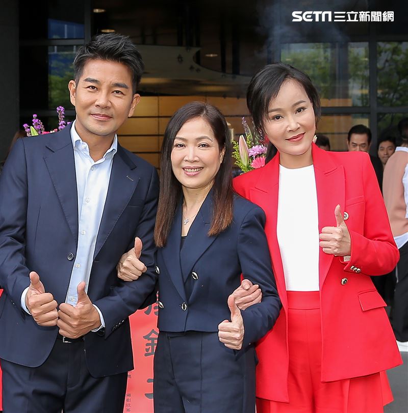 前男友是庹宗華！資深女星嫁大陸演員尪「婚後分隔兩地」　「偽單親3年」兒上國二終於喘口氣
