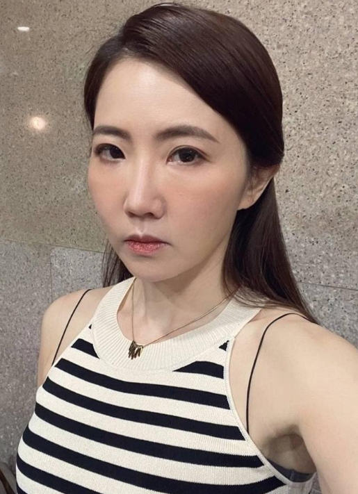 謝忻驚傳爬山失聯！她拍影片求救「心臟快不行了」跪趴在地　山友氣炸「她一開始就鬧事」：全團被她拖累
