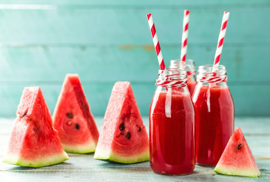 突然水腫！中年男急就醫曝「每天喝2杯這果汁」　醫生搖頭嘆「要一輩子洗腎」：很多人愛喝