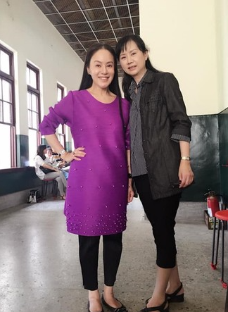 結婚封麥25年！玉女歌手淡出歌壇「甘當賢妻良母」過得超低調　閨密揭「61歲私下面貌」驚：很難想像