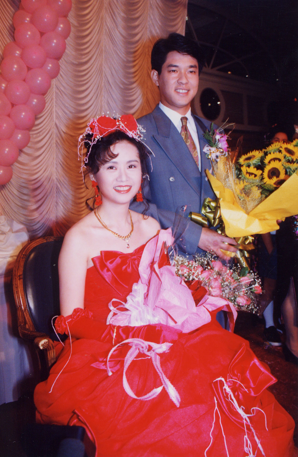 結婚封麥25年！玉女歌手淡出歌壇「甘當賢妻良母」過得超低調　閨密揭「61歲私下面貌」驚：很難想像