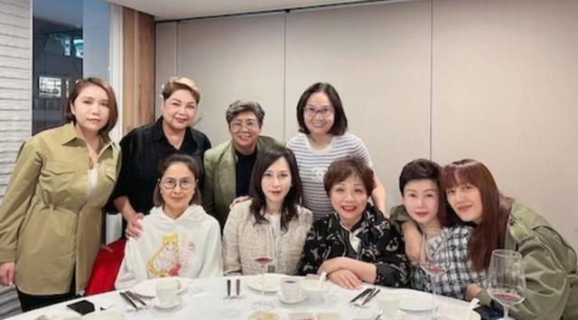 厲害！港女星曾住公屋靠實力打入上流圈，二婚嫁富商再享奢華生活