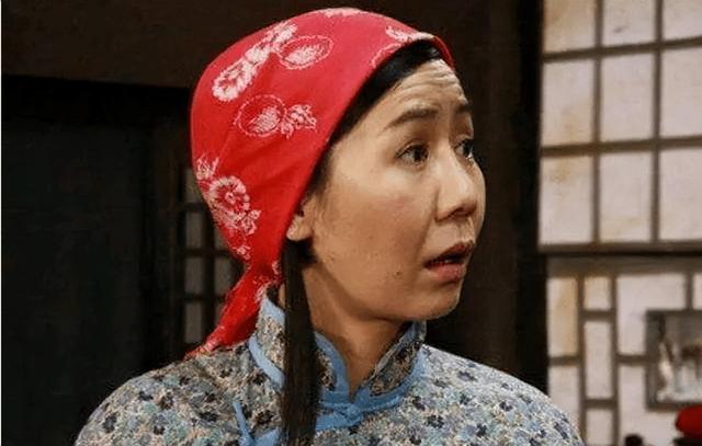 被封最醜女演員！她「打磨演技成實力派」戲約不斷　嫁入豪門「50歲身價上億」活成人生贏家