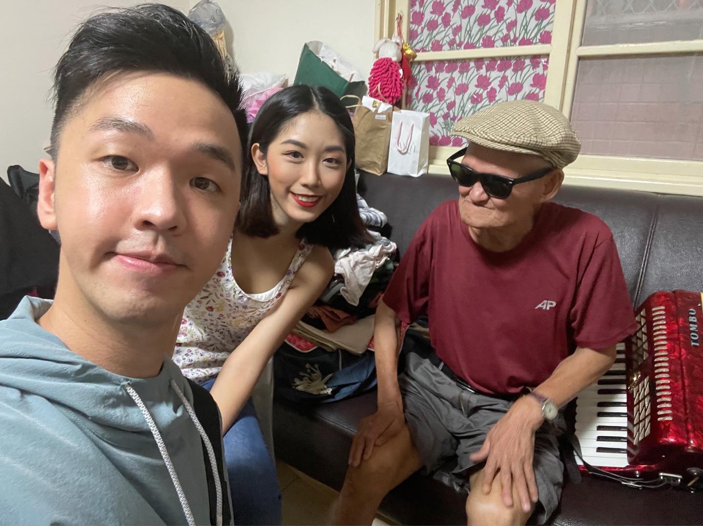 宣布結婚喜訊！34歲主持人「不忘邀請李炳輝」揭兩人深厚關係　「都是淡水好厝邊」奇妙緣分感動萬人