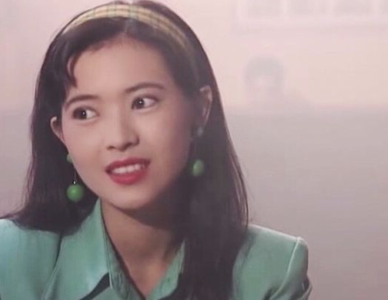 情史比戲劇精彩!男星有10任女友「兩婚兩離」 最終被「小21歲嬌妻」敗光7億