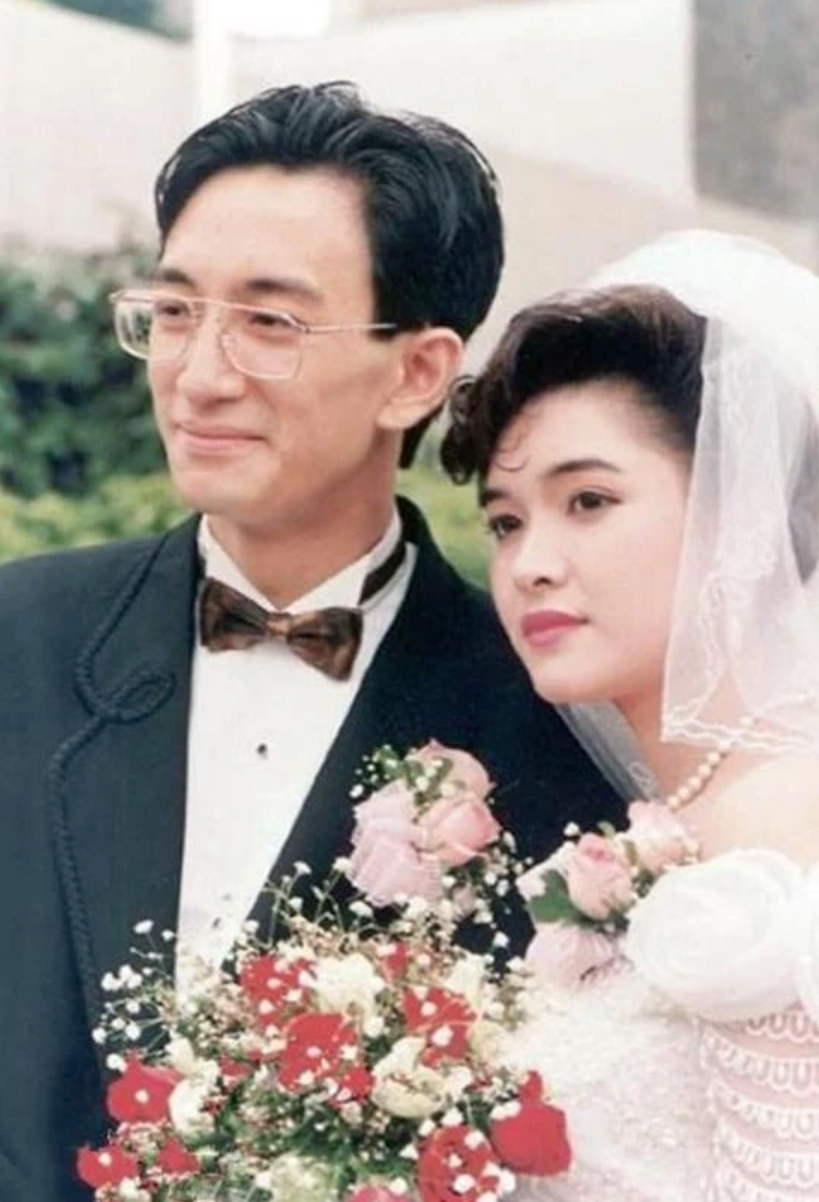 情史比戲劇精彩!男星有10任女友「兩婚兩離」 最終被「小21歲嬌妻」敗光7億