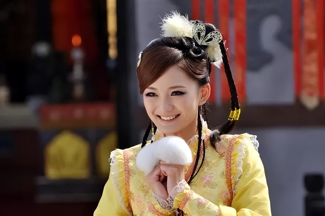 20年前的國民初戀！從偶像劇女王「如今變成櫃姐」　35歲沒車未婚「在鄉下租房」卻讓所有人羨慕