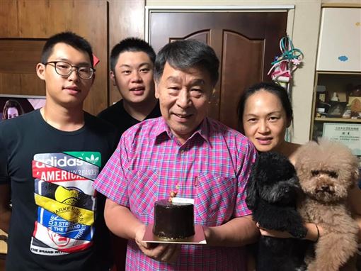 前女友是葉蒨文！72歲本土男星「娶小20歲妻」自豪是一尾活龍　被諷吃嫩草「專情如一29年」