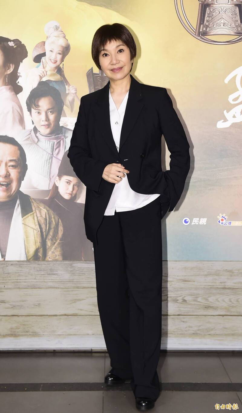母親過世1年！唐美雲「暴瘦10公斤」淚：一閒下來就想她　58歲仍未婚「自爆已兒孫滿堂」提前過母親節
