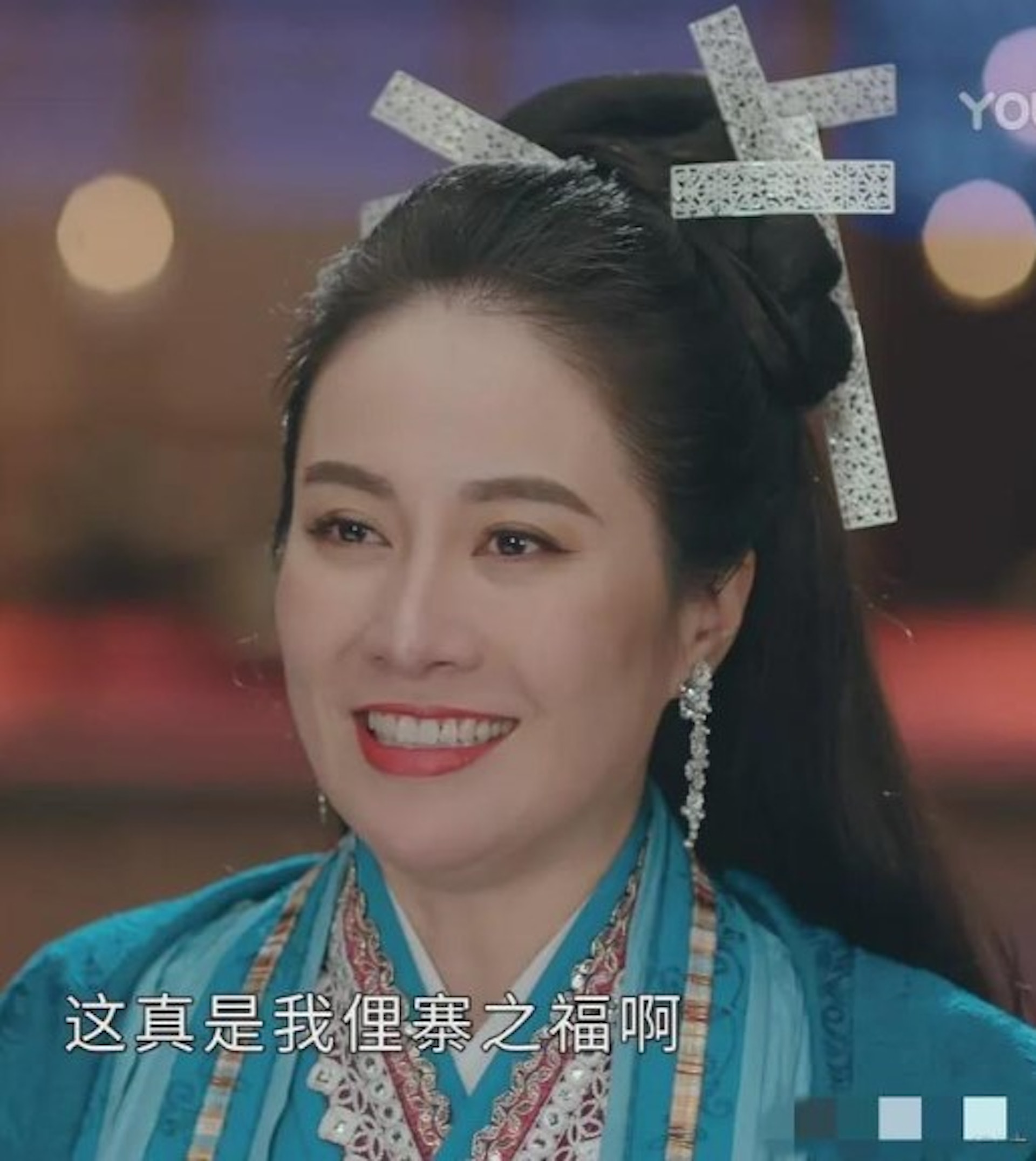 昔被封古典美人！43歲女星「不修邊幅開直播」女神變大嬸　「新劇一開播」網全嚇歪：判若兩人