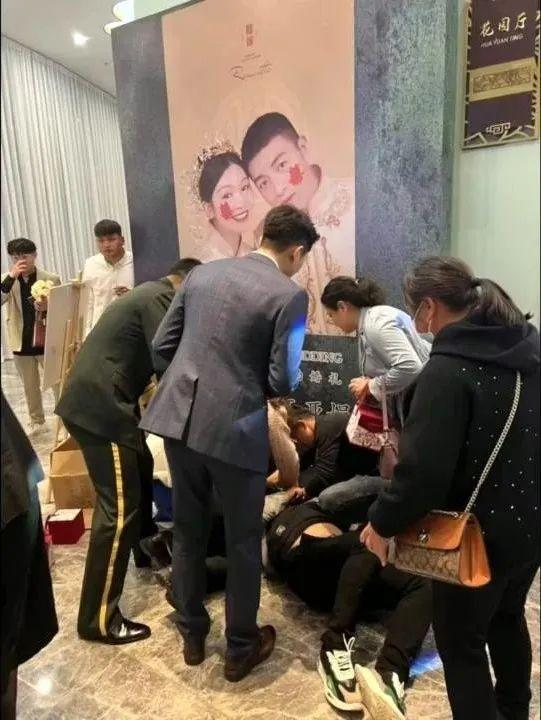 婚結到一半烙跑