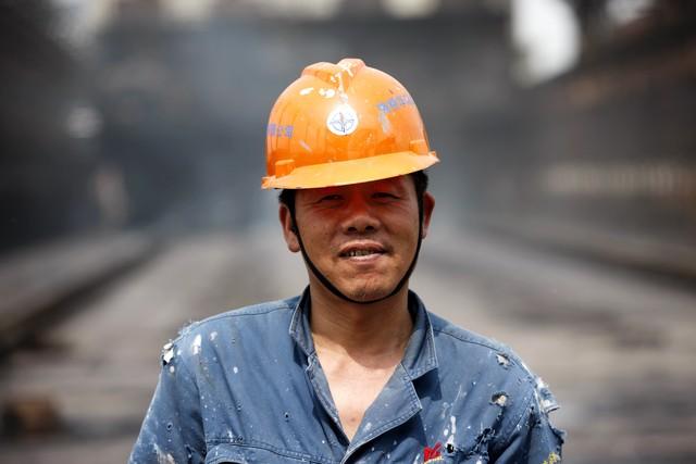 加完班去麵館吃宵夜！順手「幫助了一個陌生人」後離開　1個月後「收到對方來信」我嚇出一身冷汗