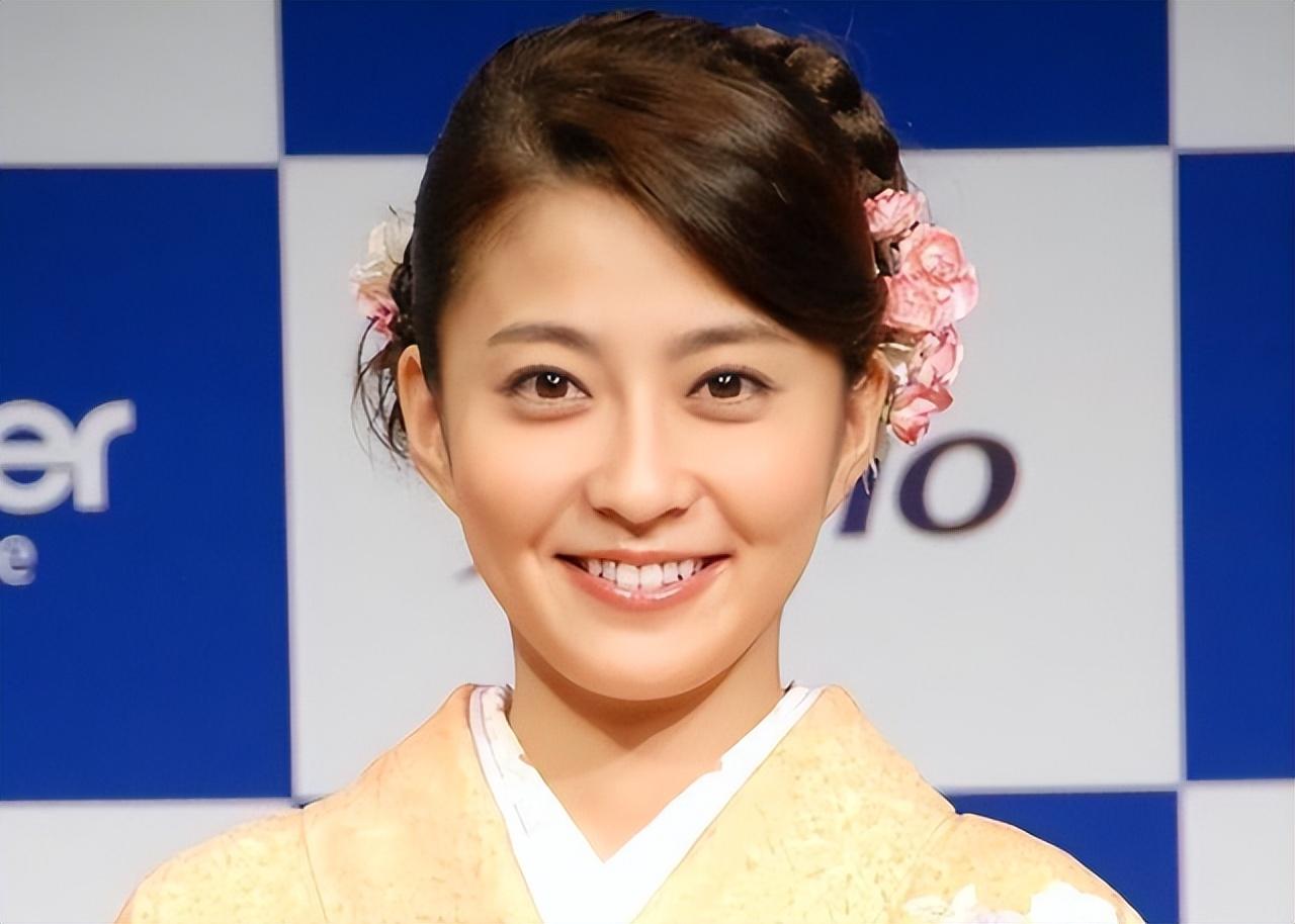 知名女主播「34歲患癌症離世」！為愛嫁名門世家「婚後卻被丈夫當牛做馬」　生兒育女操勞7年
