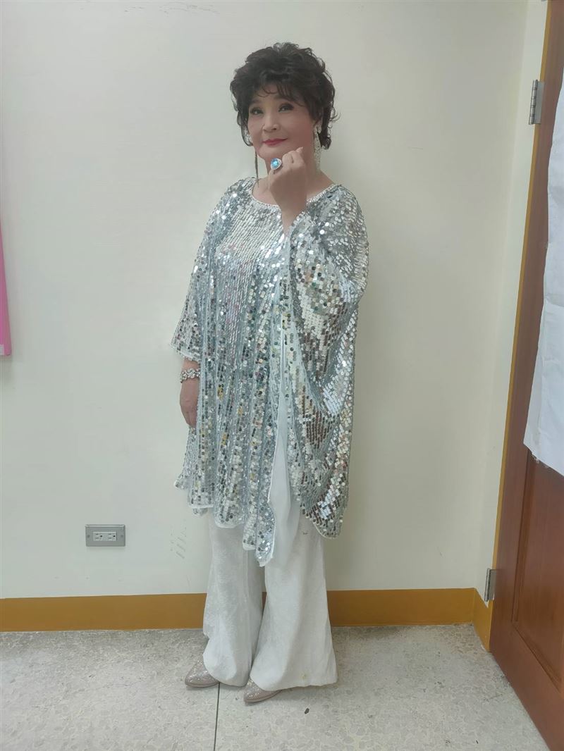 離婚包偉銘！前妻憾「缺席親生子婚禮」期待見到兒媳　「坦言兩兒是永遠血脈」開心當阿嬤