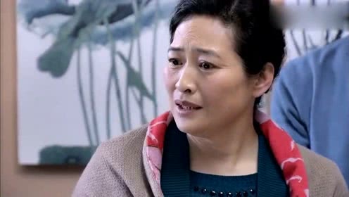 婆婆偏愛小叔！生病後「住我家10年」沒掏一分錢　85歲仙逝後「我收到銀行簡訊」才明白她用心