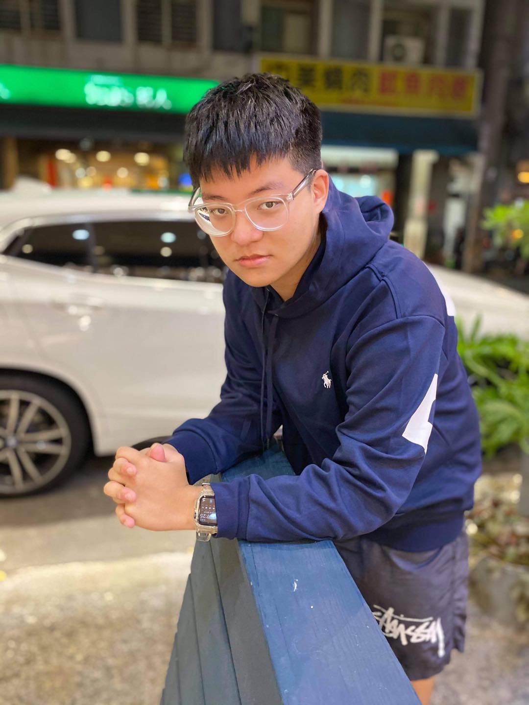 父成植物人3年！袁惟仁21歲兒「曝驚人新身分」宣布經濟獨立　還沒畢業「先賺錢養媽媽」拚當一家之主