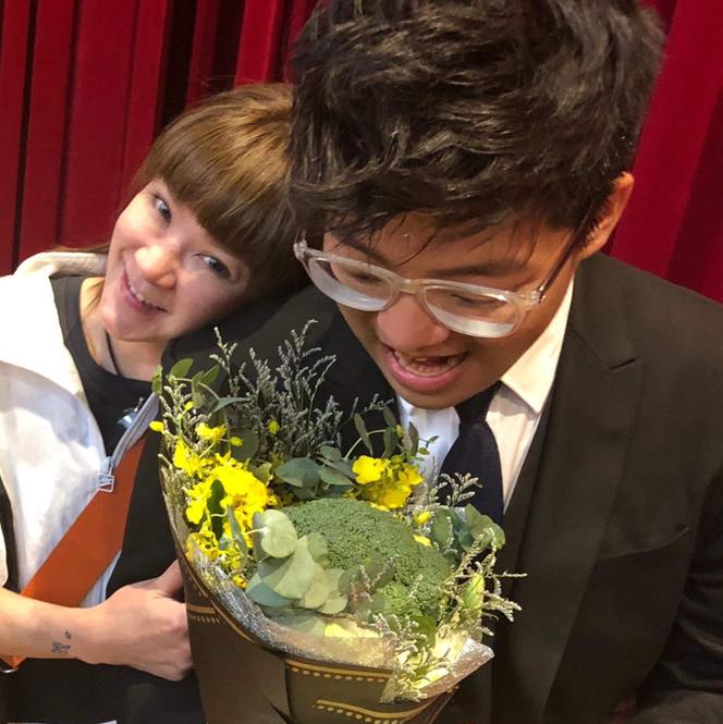 父成植物人3年！袁惟仁21歲兒「曝驚人新身分」宣布經濟獨立　還沒畢業「先賺錢養媽媽」拚當一家之主