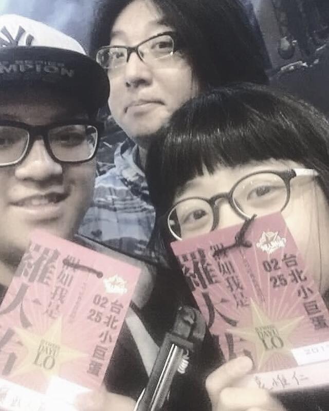 父成植物人3年！袁惟仁21歲兒「曝驚人新身分」宣布經濟獨立　還沒畢業「先賺錢養媽媽」拚當一家之主