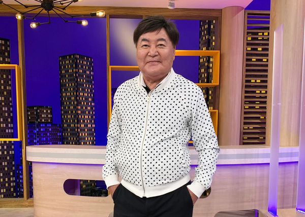 爸爸剛中風！男星當兵突收電報「父亡速回」急奔回家　哭著爬進家門「見一景象」傻了：發生什麼事