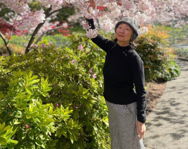 一手捧紅尪！林子祥前妻「被閨蜜小三介入」帶兩兒女赴美生活　「72歲現況被兒出賣」樂當外婆