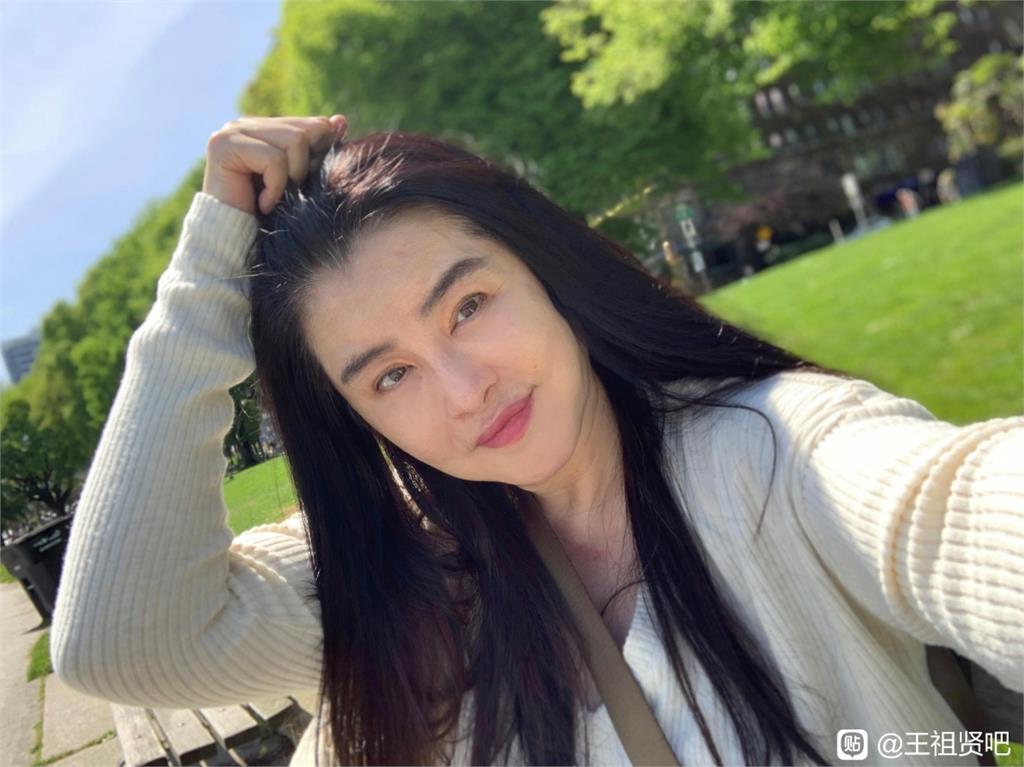 息影19年！一代女神潛心修佛多年「突復出拍片」挨酸整過頭　「56歲真面目曝光」網驚：狀態極佳