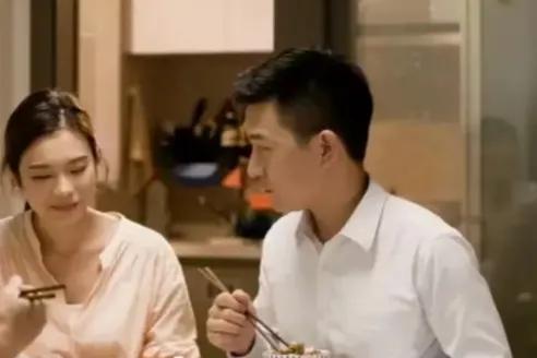 母親節媳婦邀吃火鍋！和親家一起慶祝「席間孫子童言無忌」　「飯沒吃完」婆婆拔腿就走
