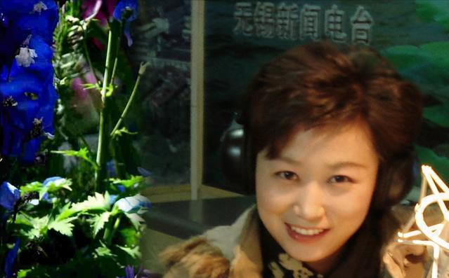 25歲成知名主持人!她「剛和丈夫結完婚」卻出車禍 最後發文「成了人生預言」父母悲慟一夜白頭