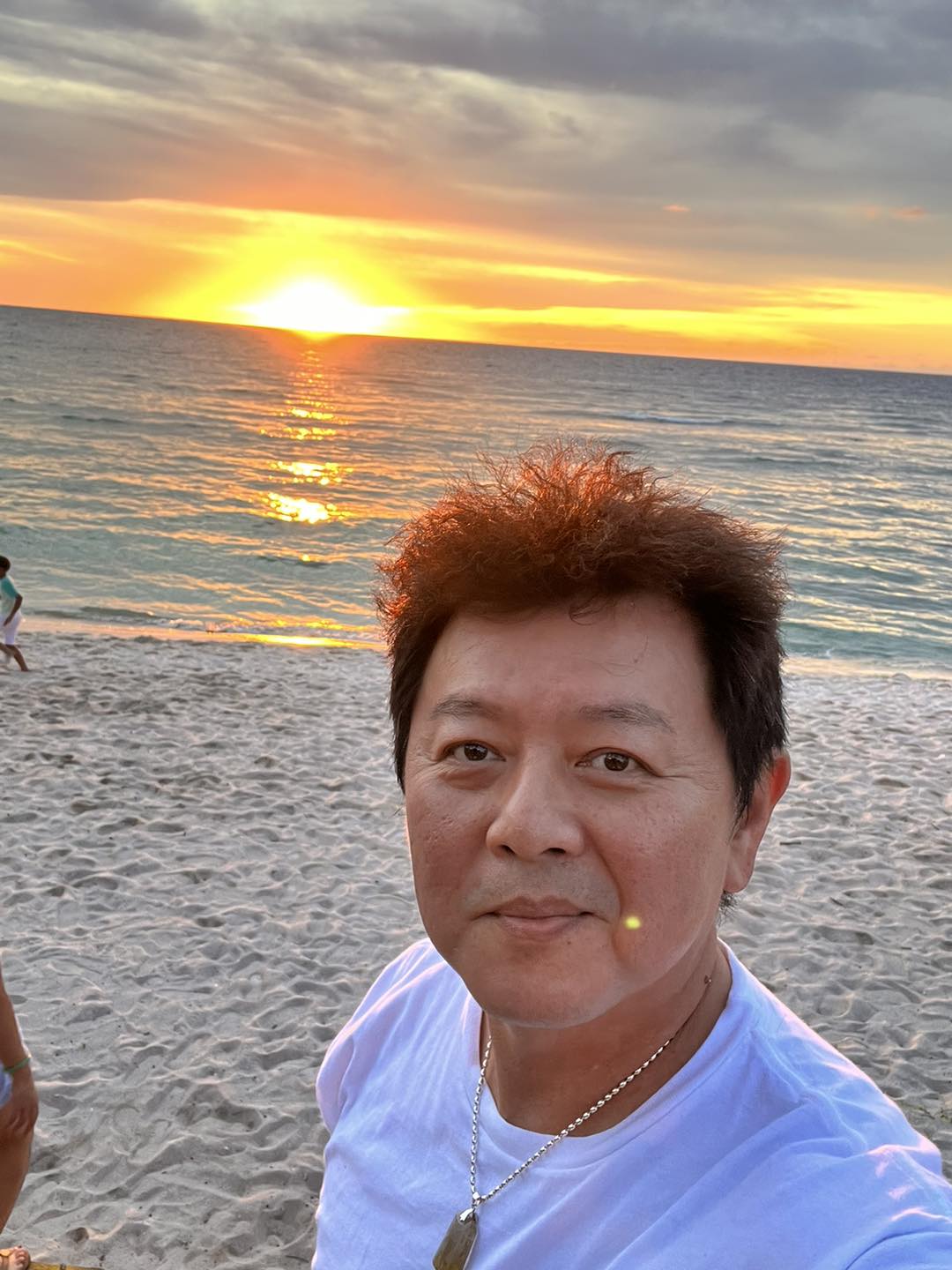 兄弟從不同框！庹宗華遭爆「早與庹宗康斷聯」友擔憂：幹嘛都不聯絡　他驚揭內幕「弟酒後吐真言暴哭」