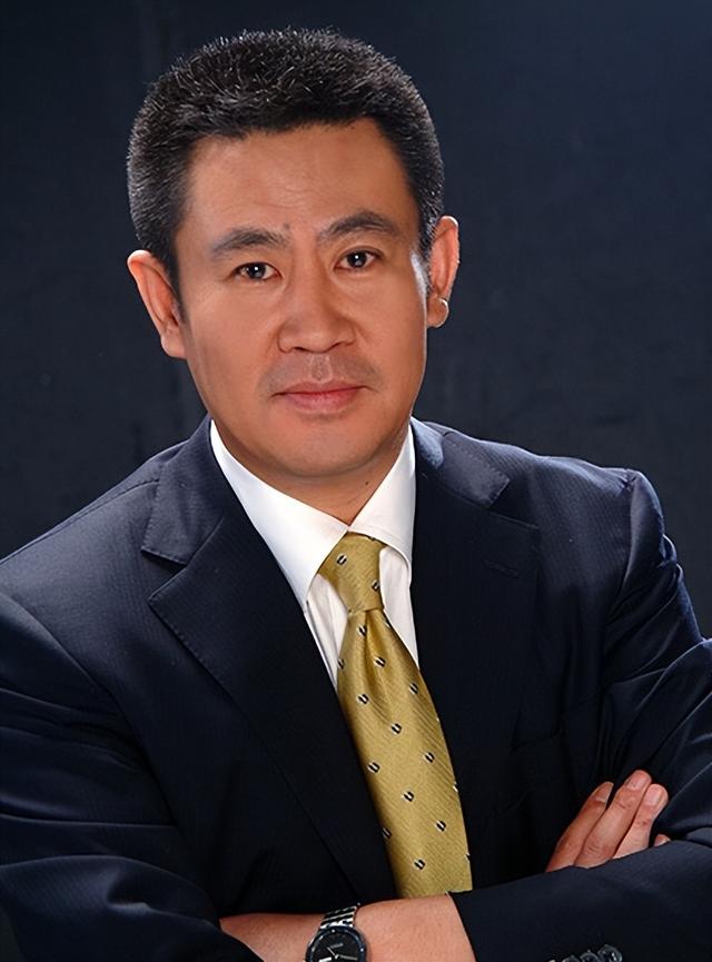 退休半年！知名主持人「默默抗癌走了」享壽61歲　臨終留下40字「妻子泣不成聲」：願有來生