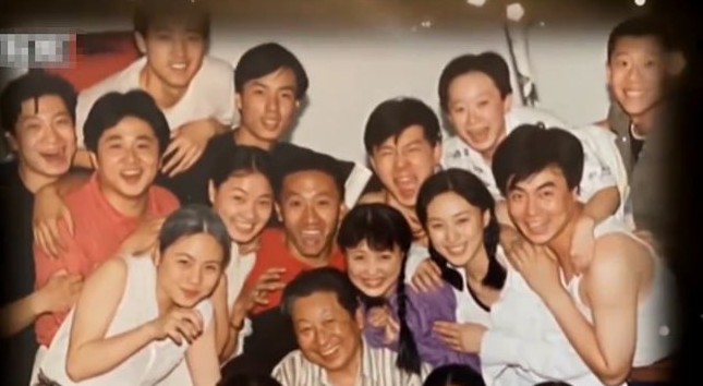 果斷放棄事業！當紅男星淡出螢光幕「悉心照料癌母」每天親手熬粥　斷送星途不後悔「家人永遠放第一位」
