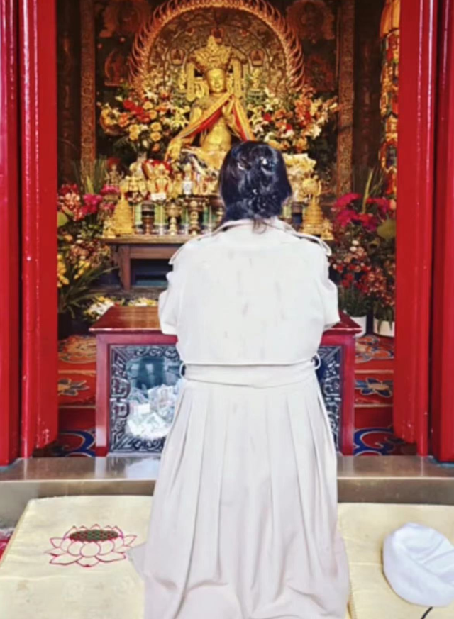並列台灣四大美女！資深女星「為救尪變賣家產」寫信求情　一家終團圓「近況被出賣」臉蛋好凍齡