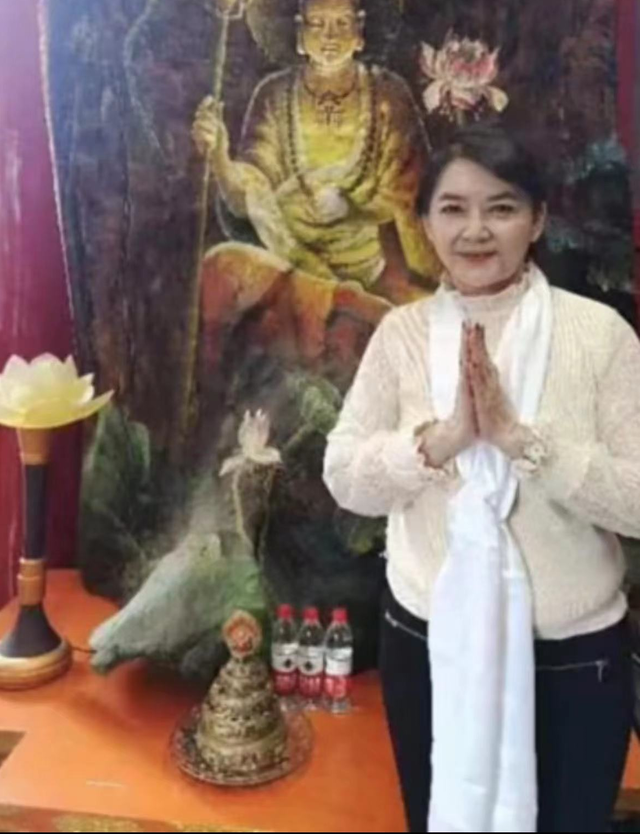 並列台灣四大美女！資深女星「為救尪變賣家產」寫信求情　一家終團圓「近況被出賣」臉蛋好凍齡