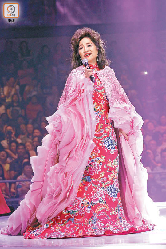 與鄧麗君齊名！洗頭妹成傳奇女星「天王見她都下跪」　秘婚藏20年「74歲樂當單身包租婆」