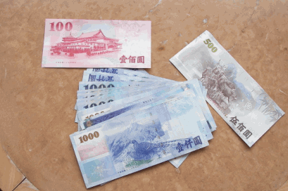 找遍親戚都不借！父親生病住院「只有阿姨借25萬」救急　3年後母親「把錢還給她」兩家卻有了矛盾