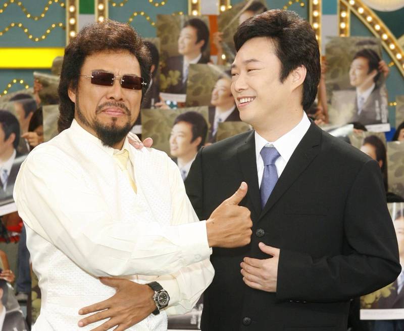 雙天王合體！徐乃麟路上「捕獲71歲野生大咖」曬驚人合照　「升格當阿公」滿口爺爺經網掀回憶殺