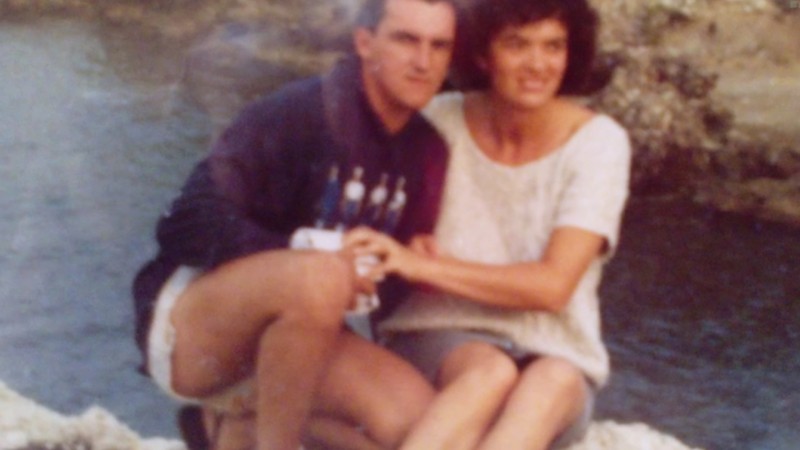 她砸230萬「整成厚嘴唇大媽」嚇壞全球！公開以前模樣「原本是挺鼻美男子」家人氣到不往來